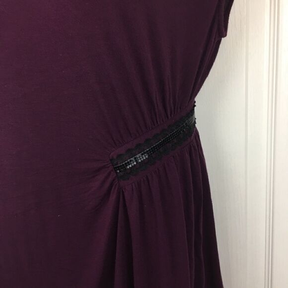 Daisy Fuentes Cap Sleeve Top - Picture 2 of 4